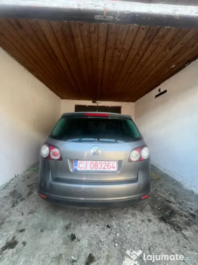 Golf 5+ 2010 1,4 benzina.