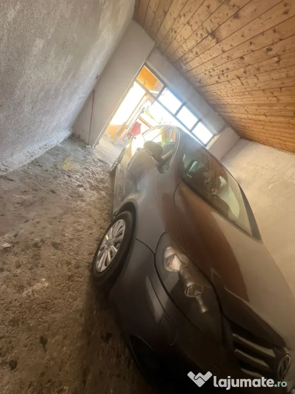 Golf 5+ 2010 1,4 benzina.