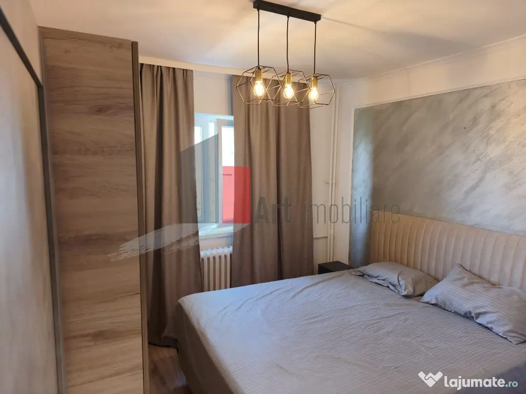 Vânzare apartament 2 camere decomandat Luică
