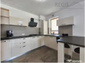 Apartament 2 camere cu parcare si boxa Kasper Coresi 