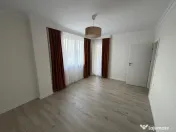 Apartament 4 camere, 93,2 mp Sub Cetate 