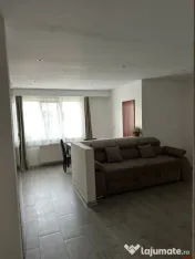 Apartament de vanzare semidecomandat ,3 camere 73,25 mp , zo