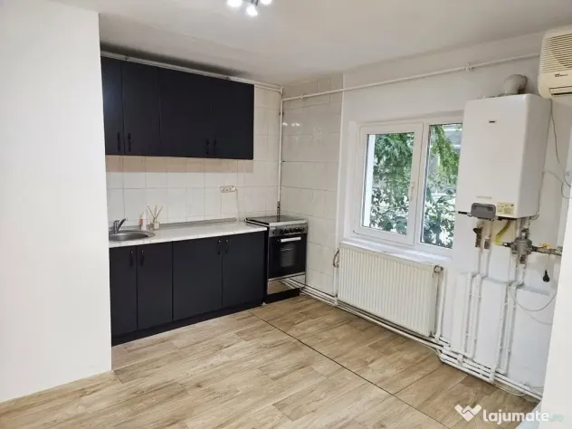 Apartament 2 camere, parter, Mall Vitan