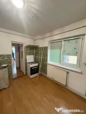 Apartament de 2 camere zona TRIAJ,Str Harmanului,
