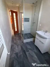 Apartament 3 camere 74 mp | la casa | balcon 3 mp | zona Ghe