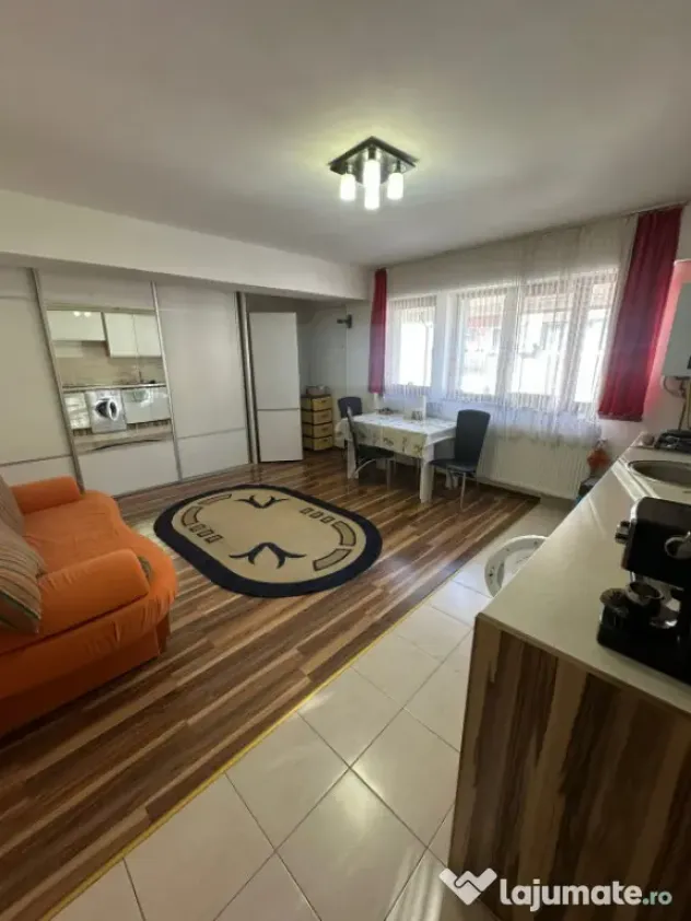 Apartament 2 camere 45mp, 8mp balcon, parcare inclusa zona V