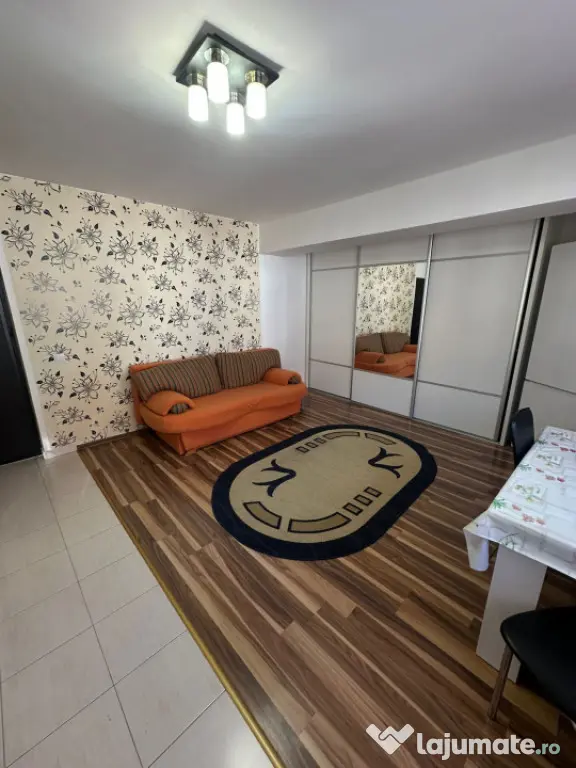 Apartament 2 camere 45mp, 8mp balcon, parcare inclusa zona V