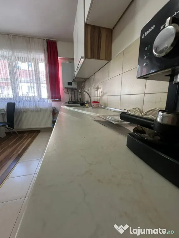 Apartament 2 camere 45mp, 8mp balcon, parcare inclusa zona V