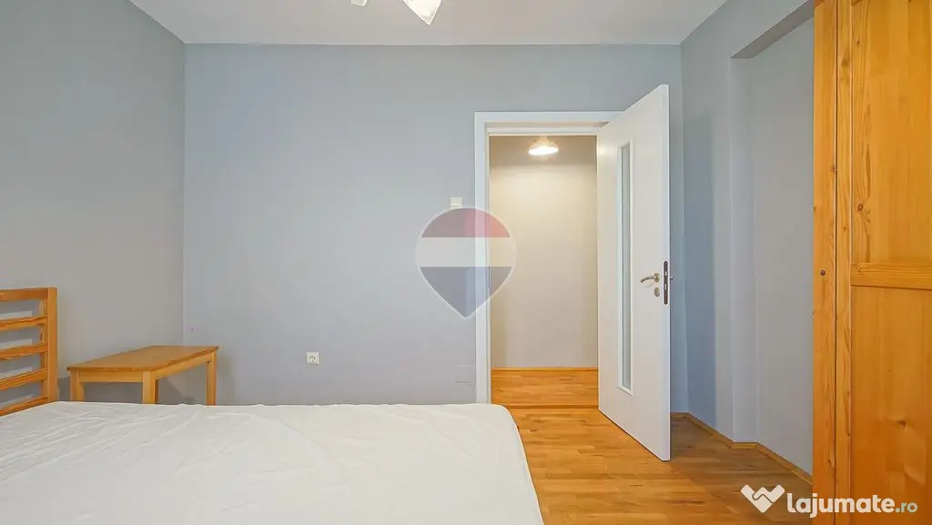 Apartament 4 camere de inchiriat, Str. Toamnei, Brasov