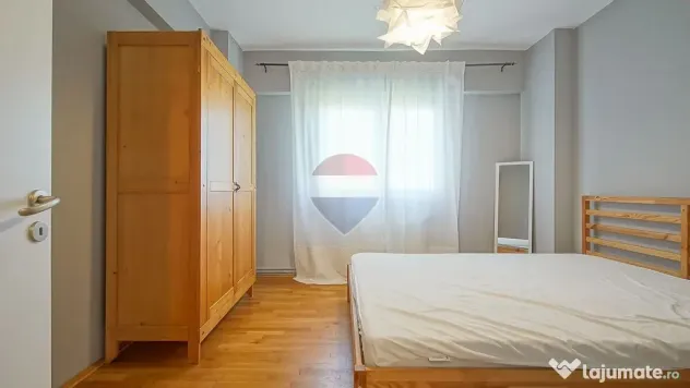 Apartament 4 camere de inchiriat, Str. Toamnei, Brasov