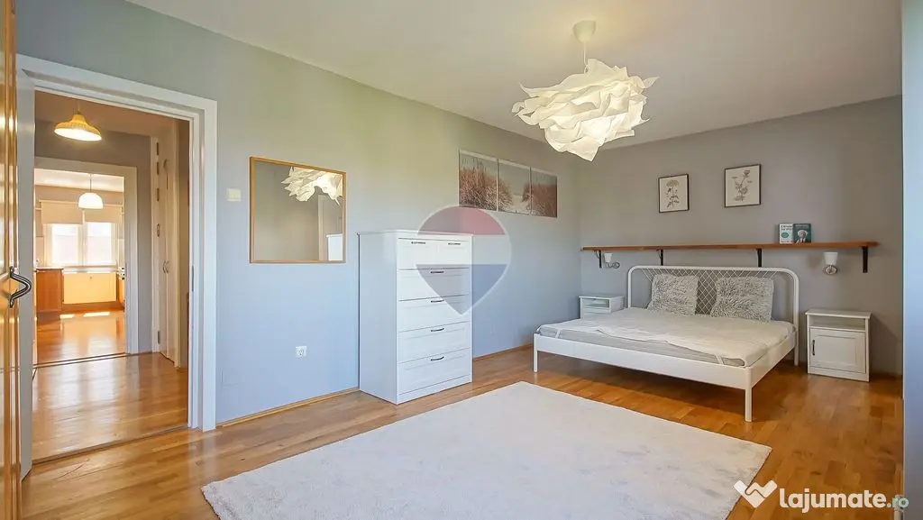 Apartament 4 camere de inchiriat, Str. Toamnei, Brasov