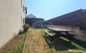 Apartament cu gradina si 2 parcari, in Europa