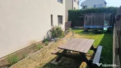 Apartament cu gradina si 2 parcari, in Europa