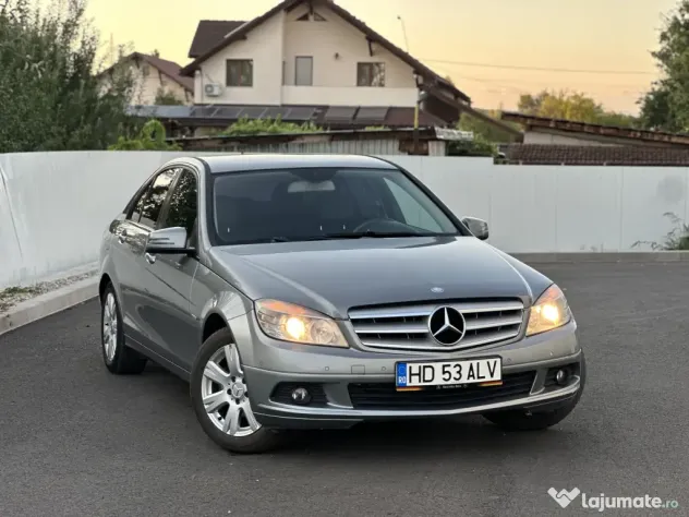 Mercedes-Benz C 200 CDI*2.2 D*navigatie*piele*af.2011*contract+fiscal pe loc