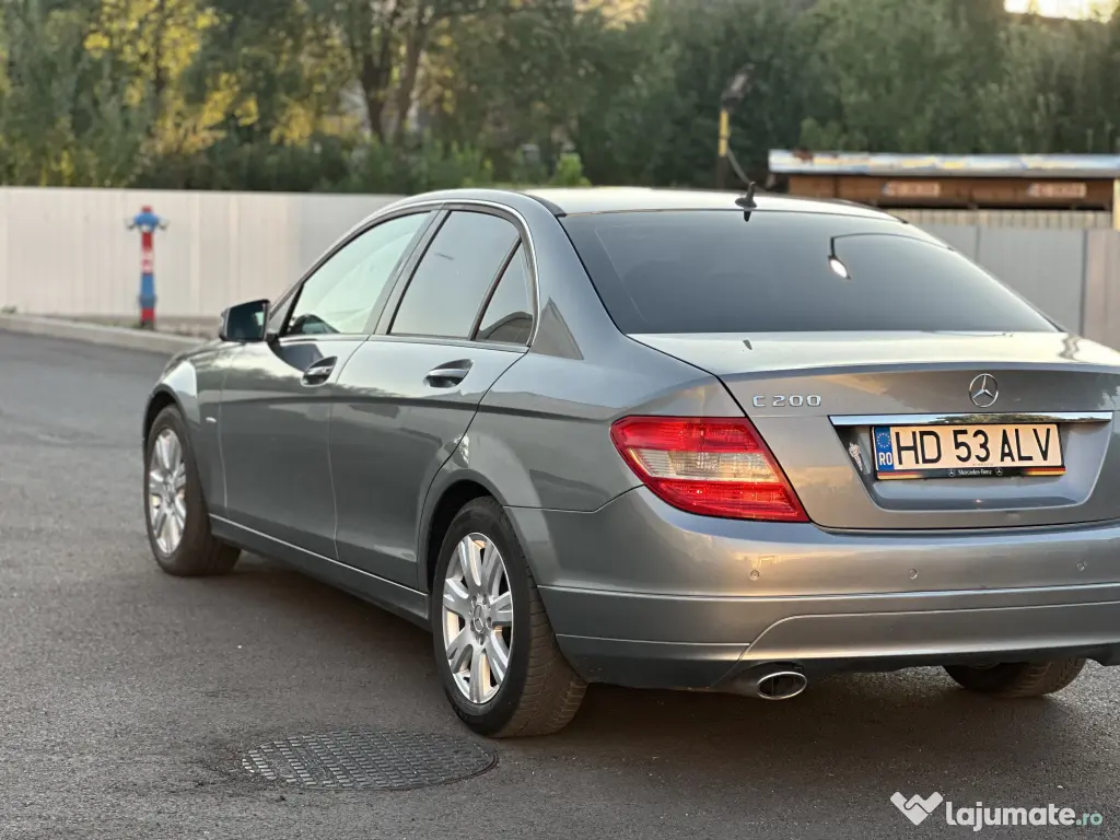 Mercedes-Benz C 200 CDI*2.2 D*navigatie*piele*af.2011*contract+fiscal pe loc