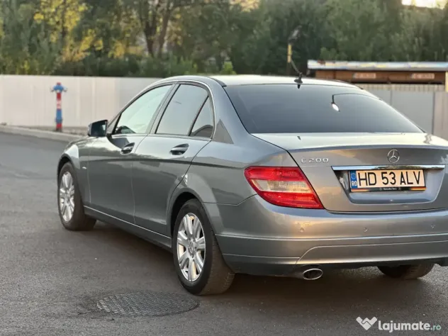 Mercedes-Benz C 200 CDI*2.2 D*navigatie*piele*af.2011*contract+fiscal pe loc