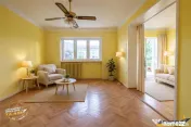 FILM:Apartament cu 4 camere,2 bai,2 balcoane,2 garaje,Targu 