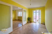 FILM:Apartament cu 4 camere,2 bai,2 balcoane,2 garaje,Targu 