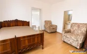 Casa 3 camere, cota teren 446 mp, garaj, terasa, pivnita, Un
