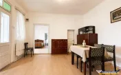 Casa 3 camere, cota teren 446 mp, garaj, terasa, pivnita, Un