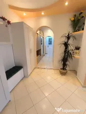Apartament Cu 3 Camere Decomandate Etaj 2 Zona Obcini 