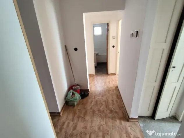Apartament 3 camere 63 mp Republicii 8 Martie - Ploiesti (Prahova)