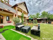 Casa 8 camere,teren 1027 mp, foisor si gratar,Micesti 