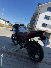 Motocicleta Honda CBR 125R 2016 Facelift (HRC Tricolor) – Ideală A1 