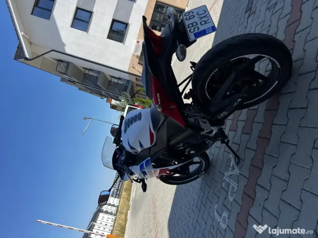 Honda CBR 125R 2016 Facelift (HRC Tricolor) – Ideală A1
