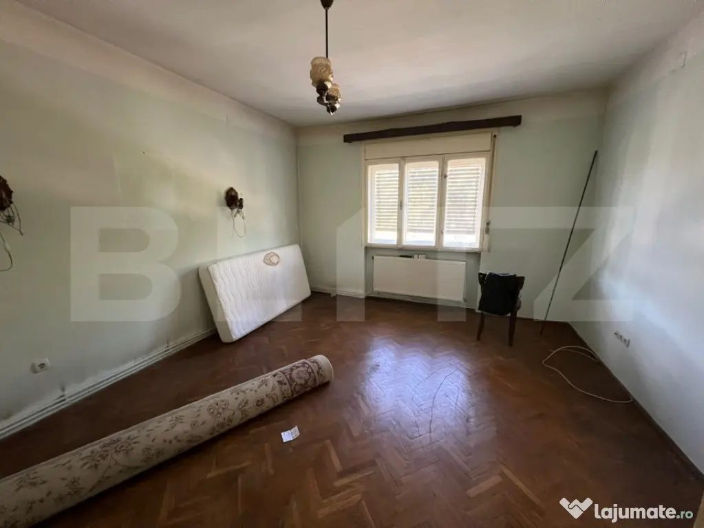 Apartament la casă, 3 camere