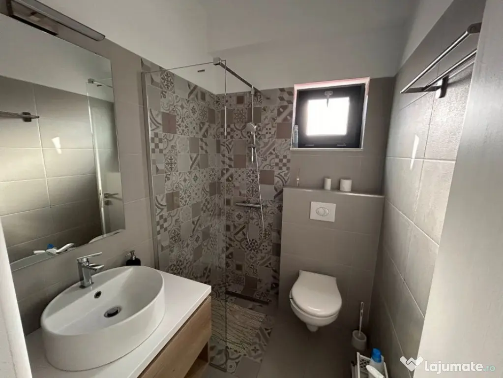 Apartament 3 camere, 71.5mp, zona Calea Severinului