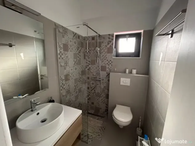 Apartament 3 camere, 71.5mp, zona Calea Severinului