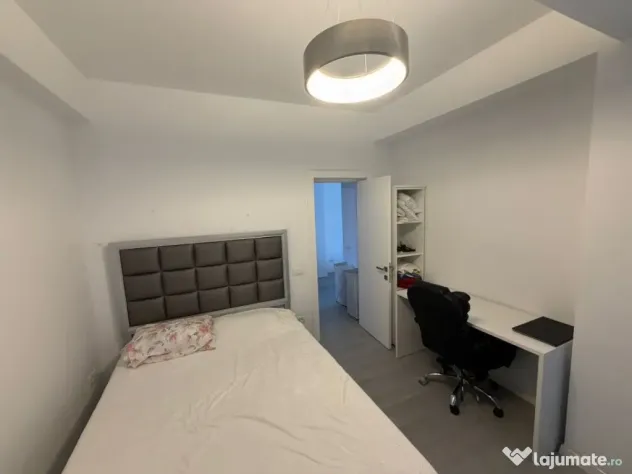 Apartament 3 camere, 71.5mp, zona Calea Severinului