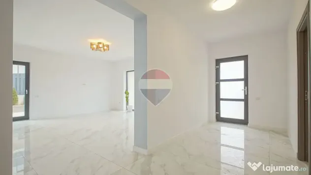Casă modernă Bunloc, vedere Bucegi, 186 mp, comision 0
