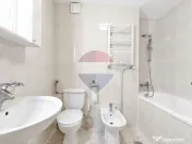 Apartament cu 3 camere nemobilat cu loc de parcare și boxă 