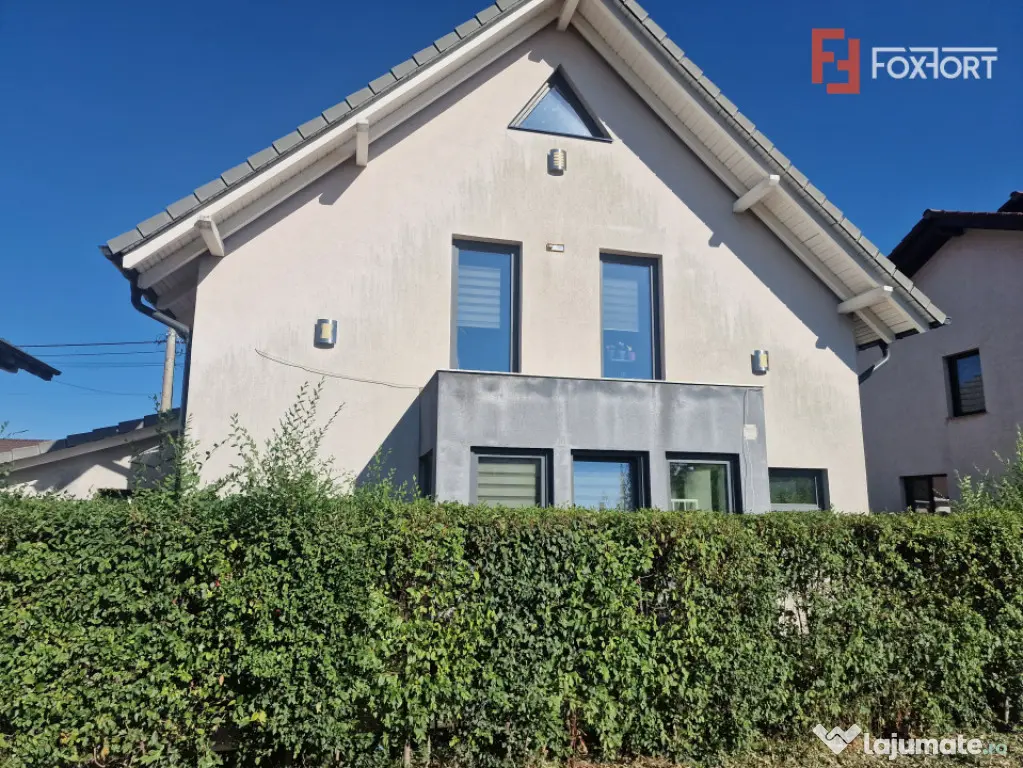 Casa individuala cocheta la vanzare in Mosnita Veche