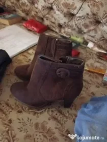 Vând 2 perechi de botine dama