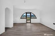 Vila cu arhitectura deosebita, teren 636mp, Cristian, Brasov 