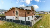 Vila cu arhitectura deosebita, teren 636mp, Cristian, Brasov 