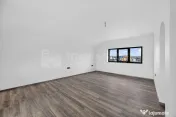 Vila cu arhitectura deosebita, teren 636mp, Cristian, Brasov 