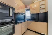 Apartament 2 camere de inchiriat in Westfield cu terasa