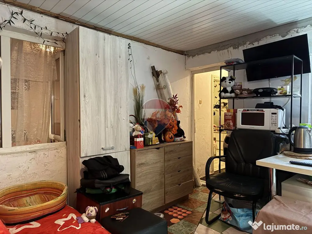 Casă 2 camere de vânzare | Rahova | teren 88 mp