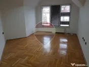 Vilă reprezentativă de închiriat în Zorilor 