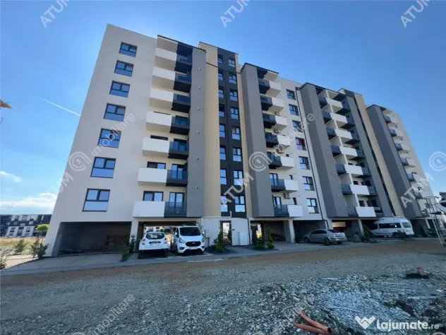 Apartament 2 camere balcon parcare si camara zona Doamna Sta