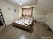 Casa de vanzare, intr o zona linistita cu 1700 de teren 