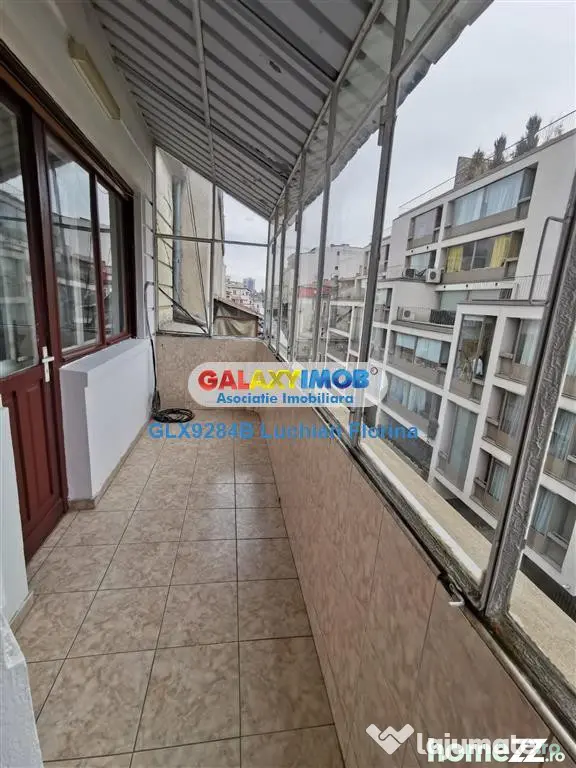 Apartament 3 camere, decomandat, boxa I Occidentului