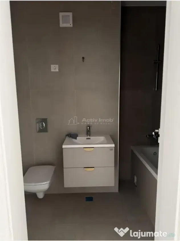 Apartament de 3 camere, decomandat, MRS Gradinile