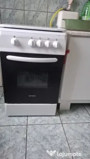 Aragaz cu patru ochiuri si cuptor pe gaz 