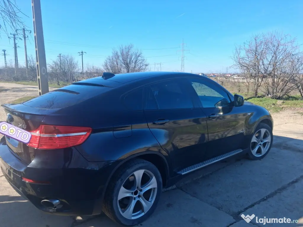 BMW X6 autoturism