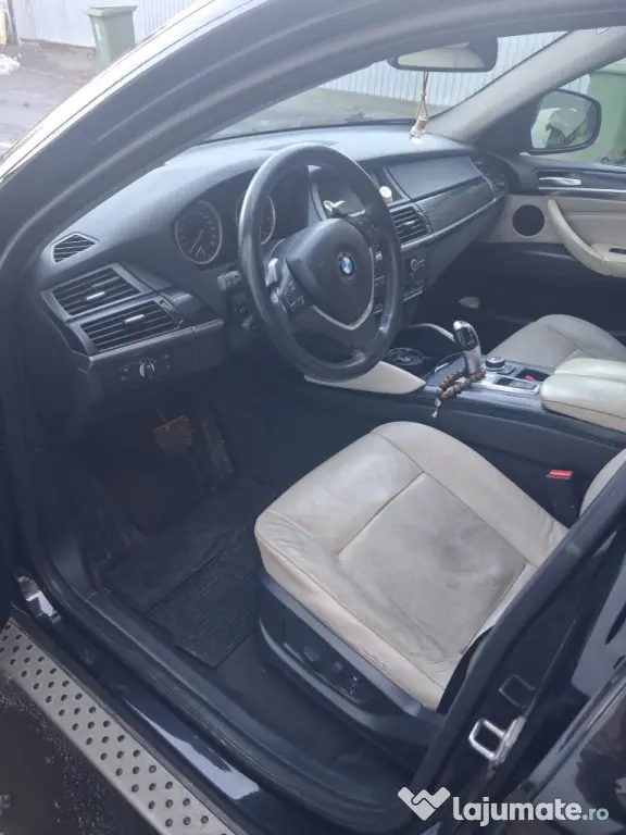 BMW X6 autoturism